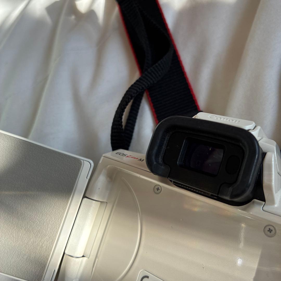 Takayama 　ミラーレス一眼カメラ EOS Kiss M