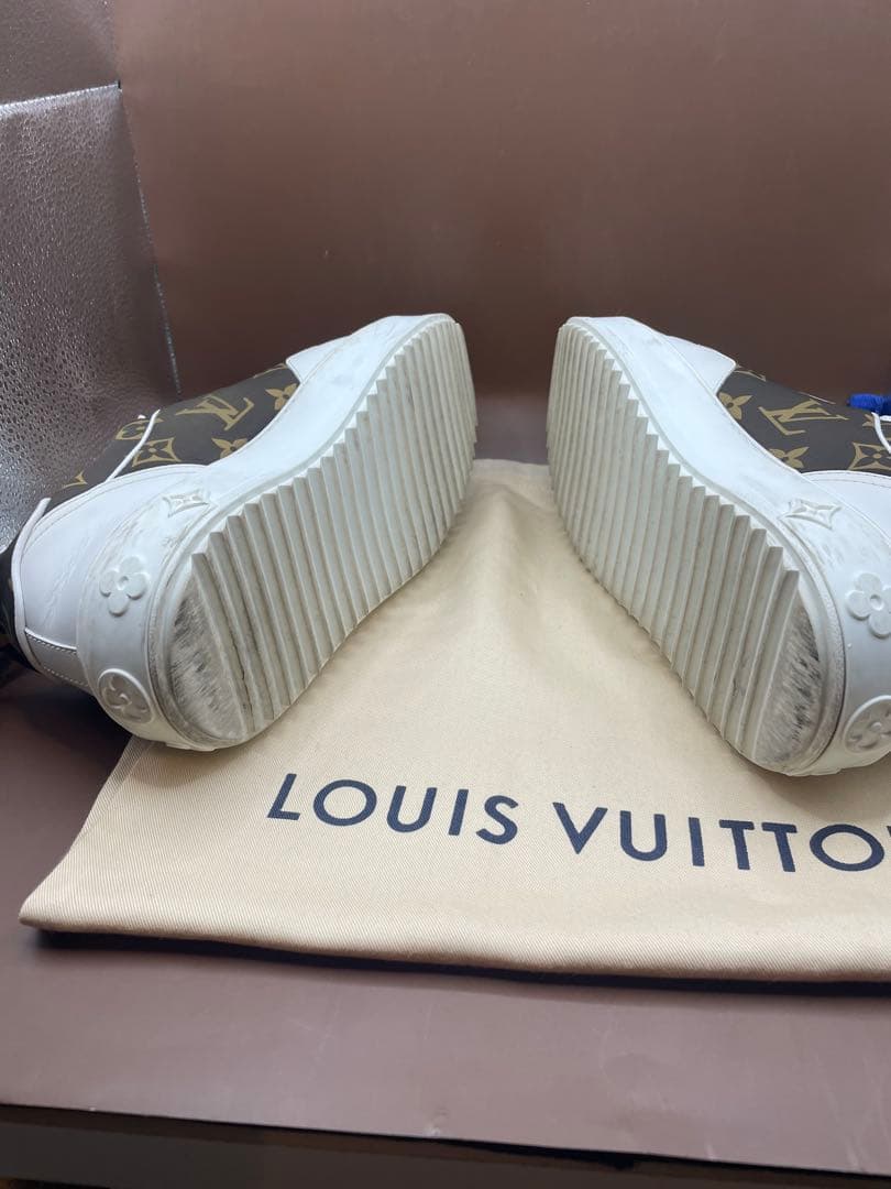 ルイヴィトン　タイムアウトライン　ライン　モノグラムスニーカー　23.5〜24㌢