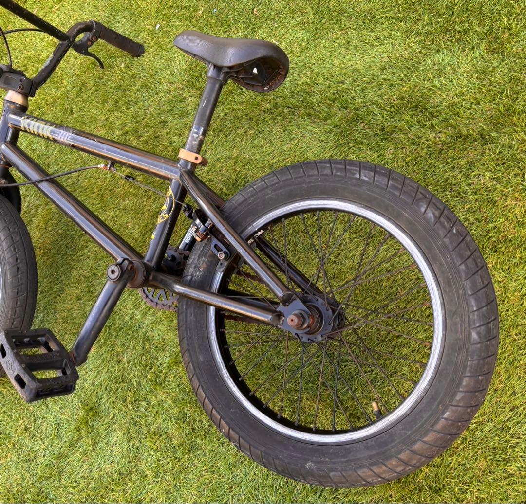 直接引き取り】BMX KINK 16インチ 子供用 ブラック - メルカリ