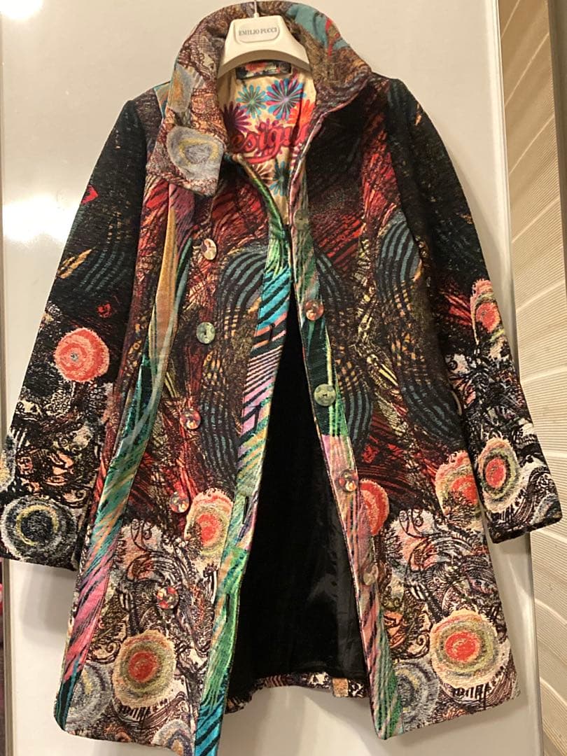 タイムセール14500円未使用desigualジャガード織りダブルコート40Ｌ