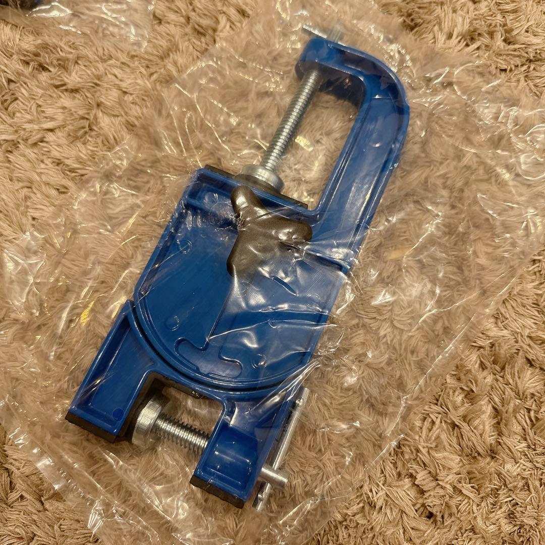 新品✨ Ski Vise 全金属の高山スキーバイス の調律とワックスがけ