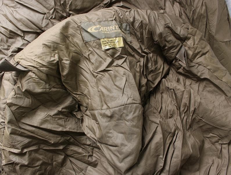 CARINTHIA Defence4 カリンシア ディフェンス4 M 185