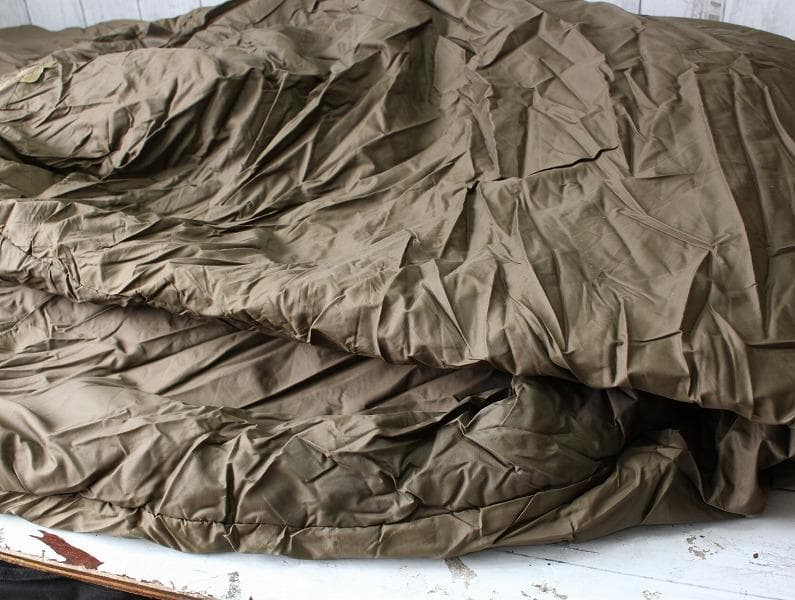 CARINTHIA Defence4 カリンシア ディフェンス4 M 185