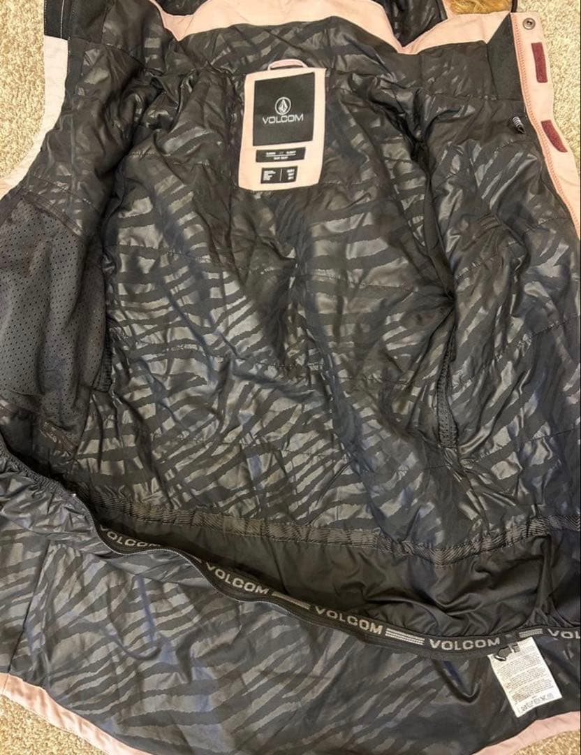 【VOLCOM上下セット】スノーボードウェア レディースSサイズ