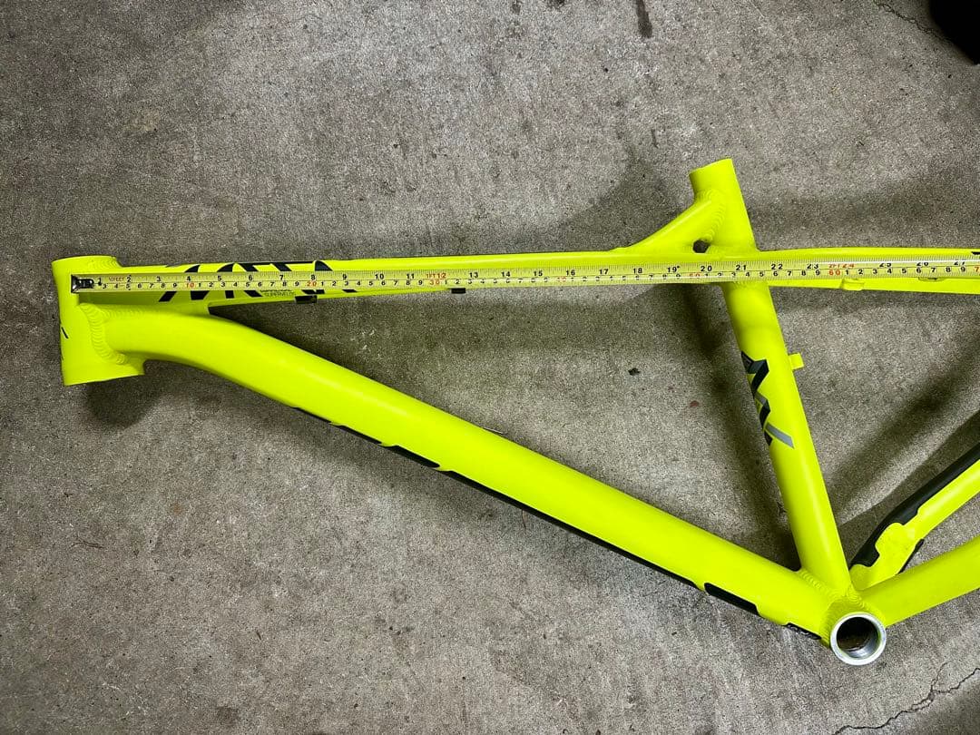 コメンサル メタ ハードテール