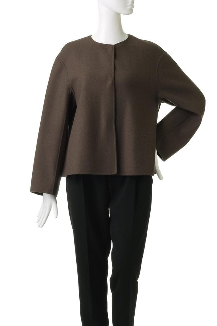 【今季・新品】☆ADORE☆アドーア☆ライトリバー☆ケープ付き☆ジャケット☆茶☆