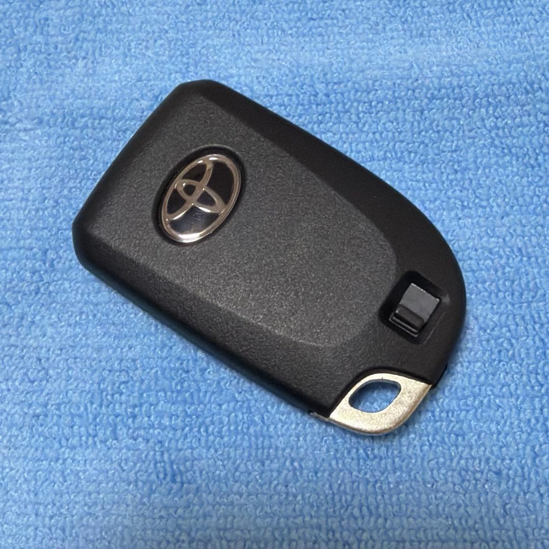 トヨタ純正 スマートキー ハイエース レジアスエース 200系 ダーク