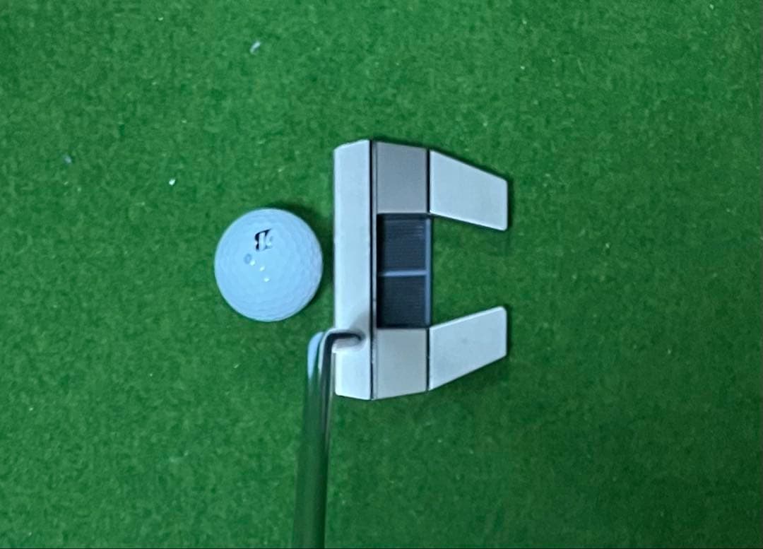 SCOTTY CAMERON FUTURA X5 パター