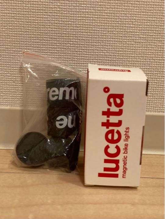 Supreme Lucetta Magnetic Bike Lights 黒