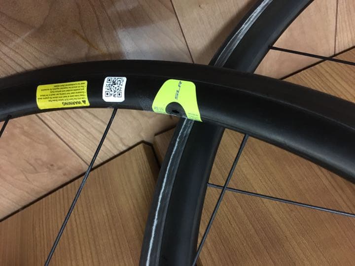 GIANT純正 謎カーボンホイール 11s ジャンク 2020 GIANT Bicycles