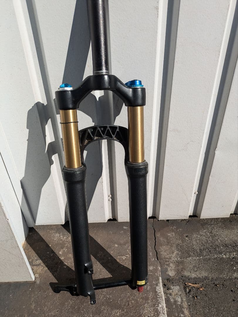 FOX 831 サスペンションフォーク