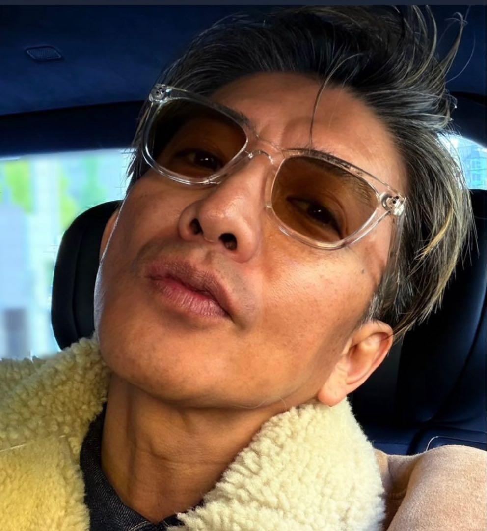 獣*ぐ様 キムタク　着　私物　オンデーズ　OWNDAYS クリアフレーム　サング