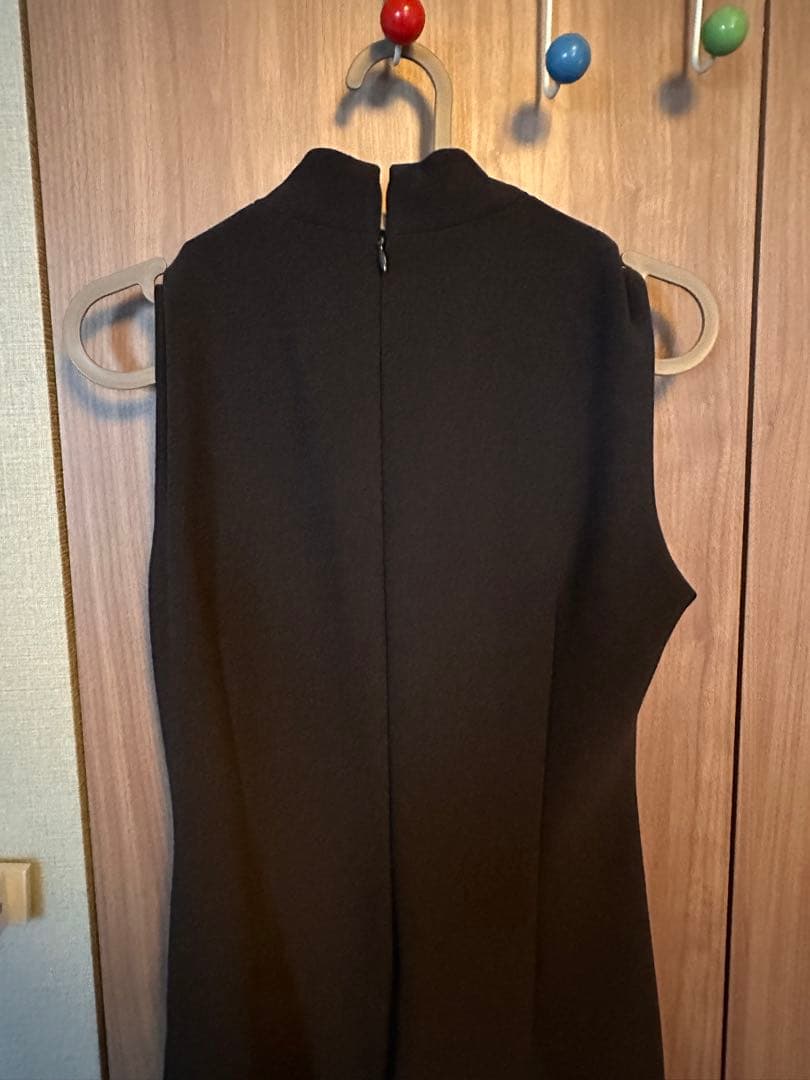 anuans カットジョーゼットミニワンピース BROWN