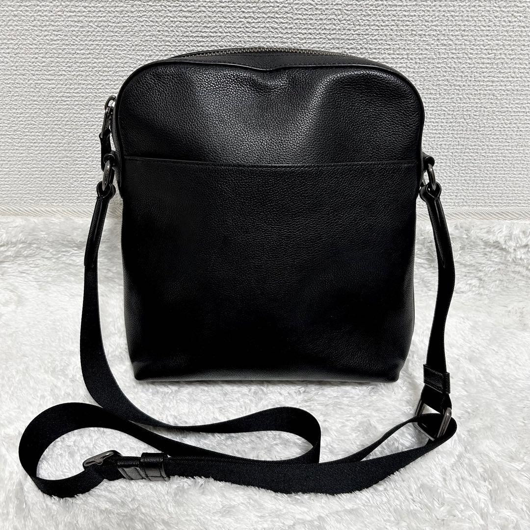 COACH ブラック レザー ショルダーバッグ