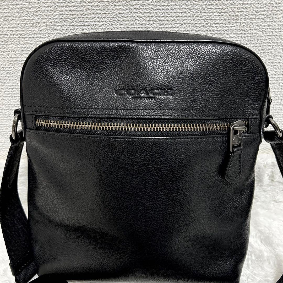 COACH ブラック レザー ショルダーバッグ