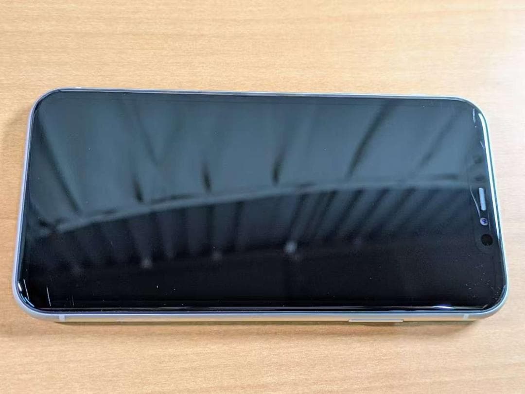 スマートフォン本体 010700F iPhone 11 A2221 64GB