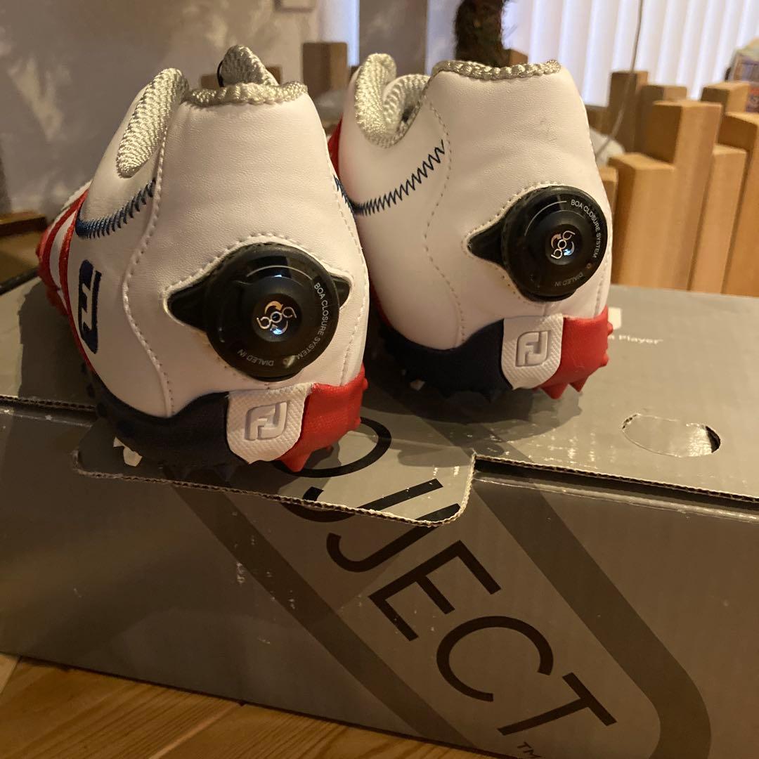 新品、未使用FootJoy スパイクレスゴルフシューズ ホワイト/レッド