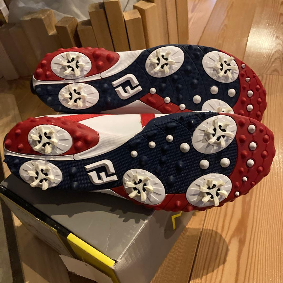 新品、未使用FootJoy スパイクレスゴルフシューズ ホワイト/レッド