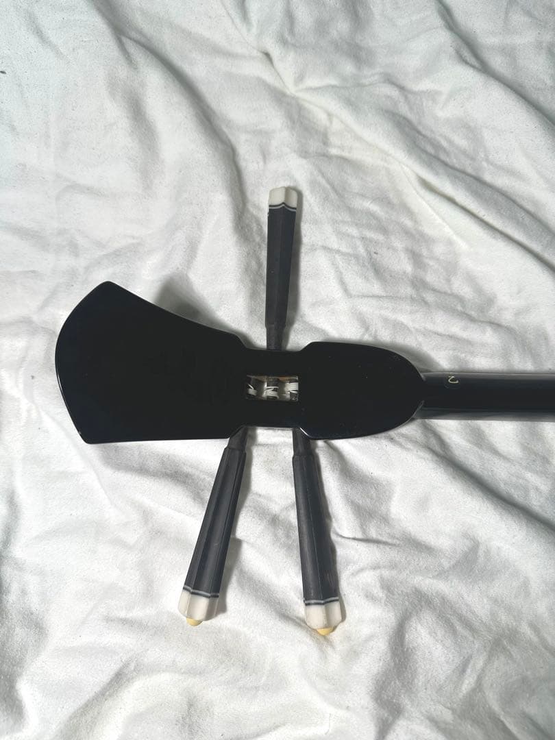 沖縄三線（おきなわさんしん）蛇皮本皮強化張り　替弦、専用ソフトケース付き