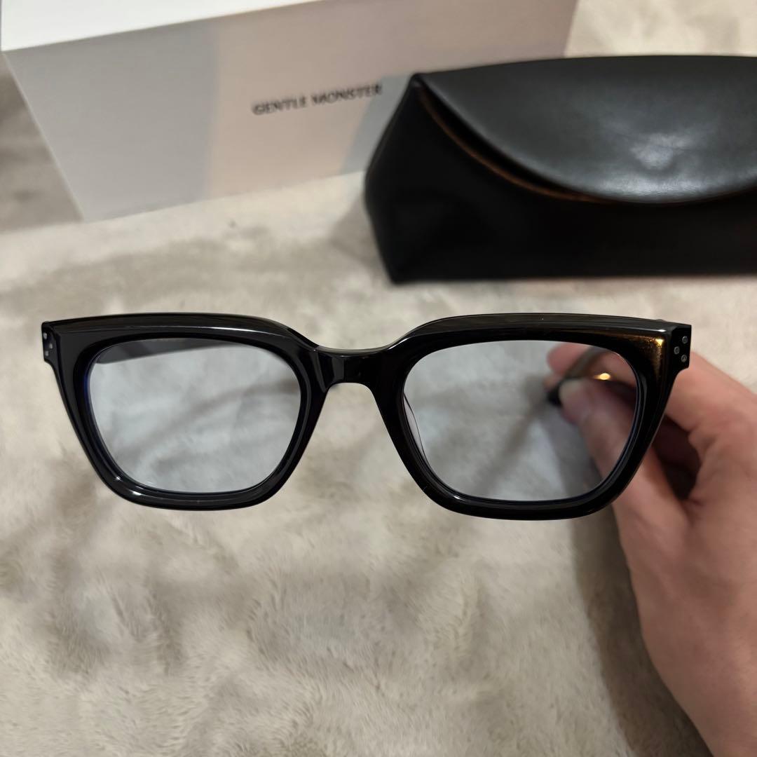 よ*ん様 Gentle Monster スクエアサングラス Hovo01