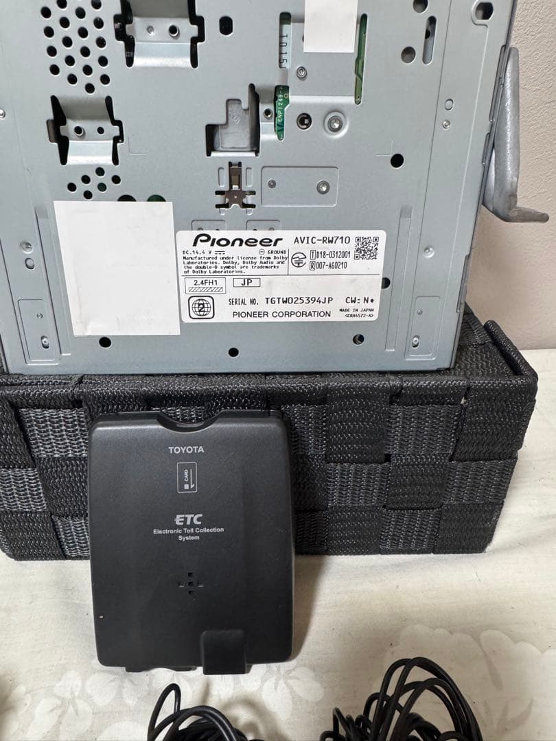 カーナビ CARROZZERIA AVIC-RW710 Bluetooth DVD