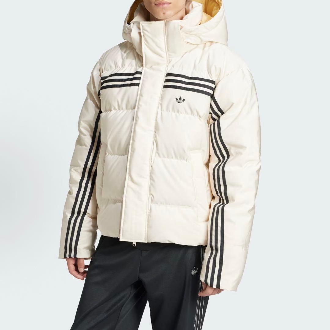 新品XL Adidasパファージャケット メンズ ホワイト JN7476