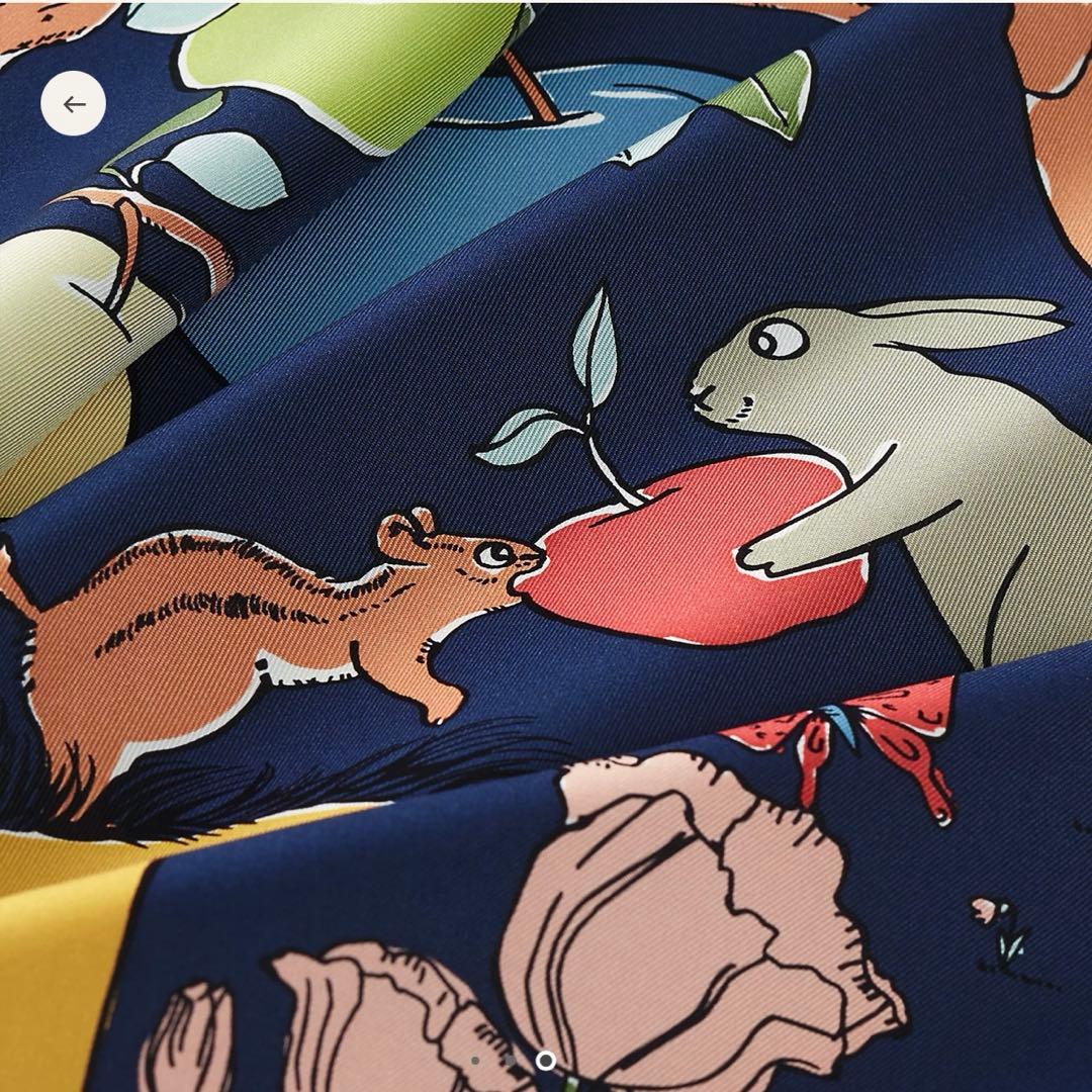 新品未使用】エルメス 2026SS カレ90 ル・ポミエ・セリエ ネイビー