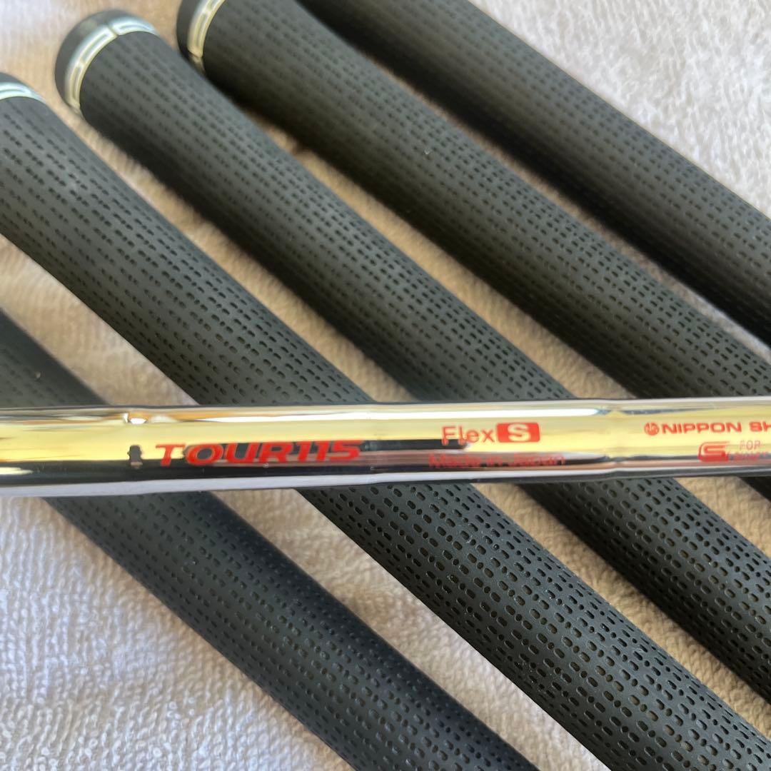 美品　タイトリスト　T100 5-9 P モーダス　115 S