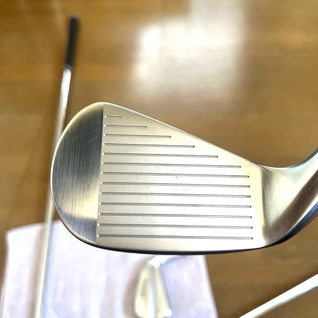 美品　タイトリスト　T100 5-9 P モーダス　115 S