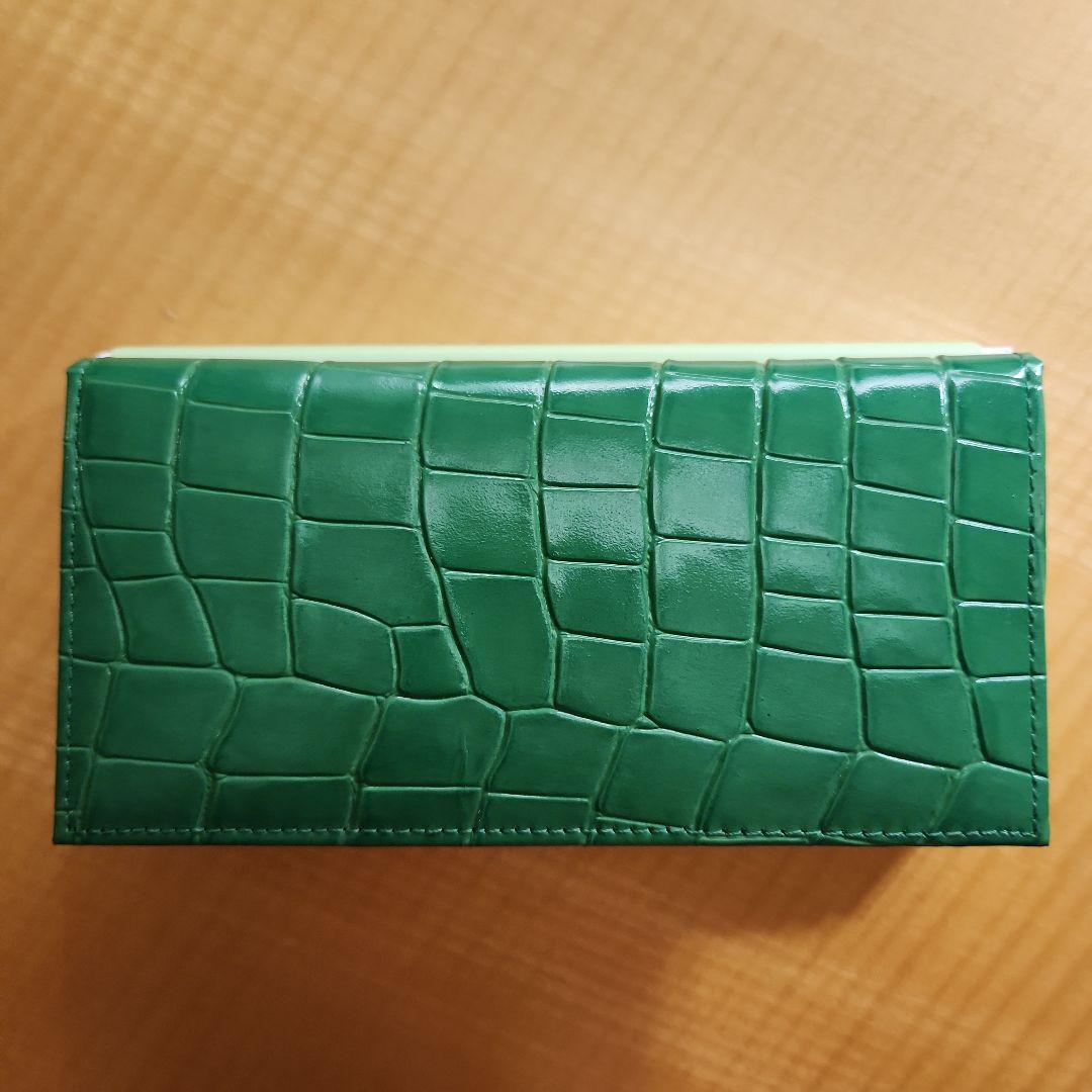 新品】皇居 参観記念 長財布 束入れ 菊 グリーン 型押し 人気 菊の紋