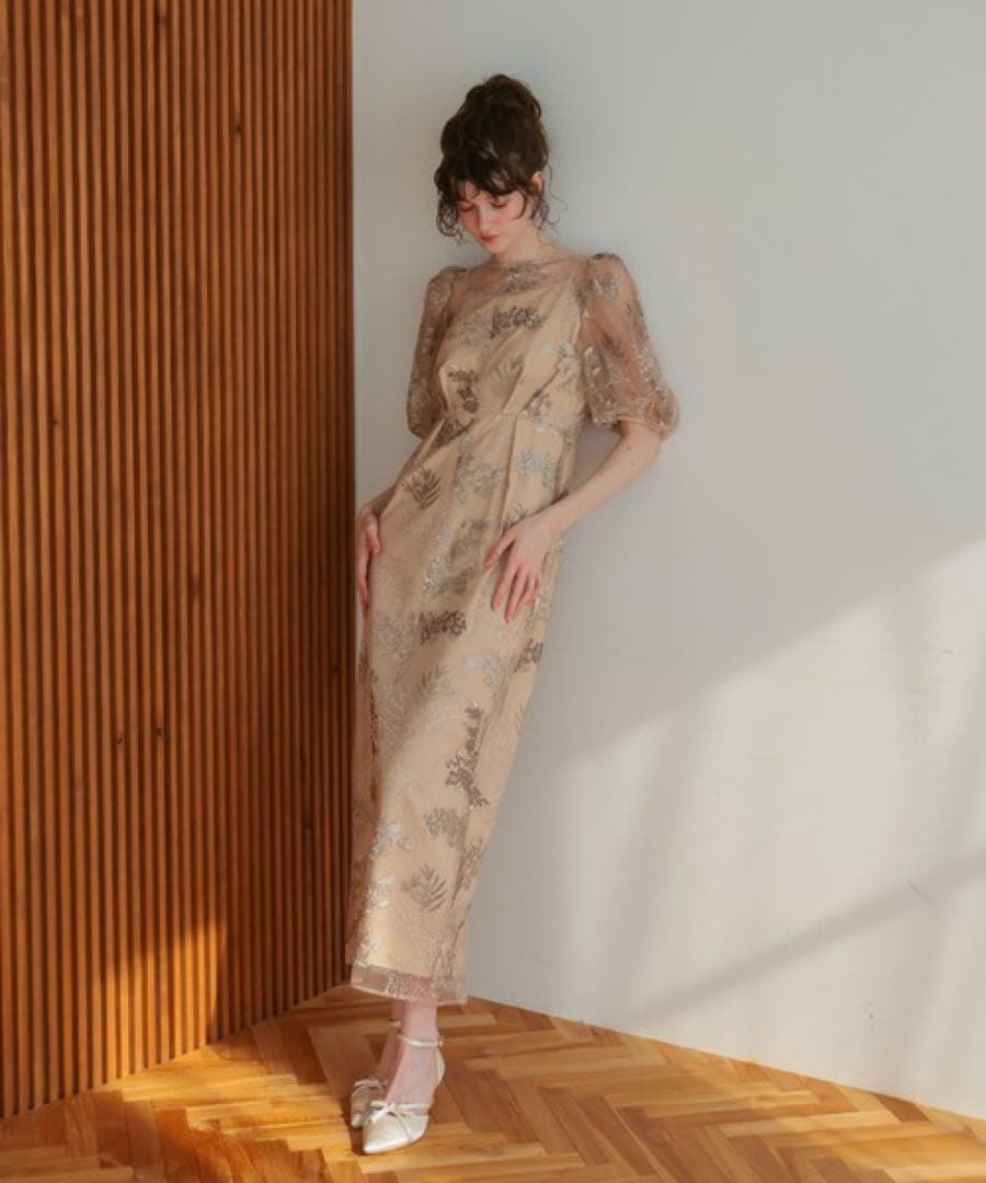 9☆新品☆ ドリードール ボタニカル 刺繍 パフスリーブ ワンピース