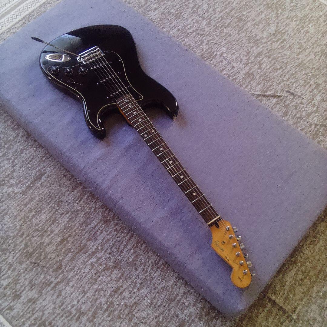 Squier ストラトキャスター ブラック
