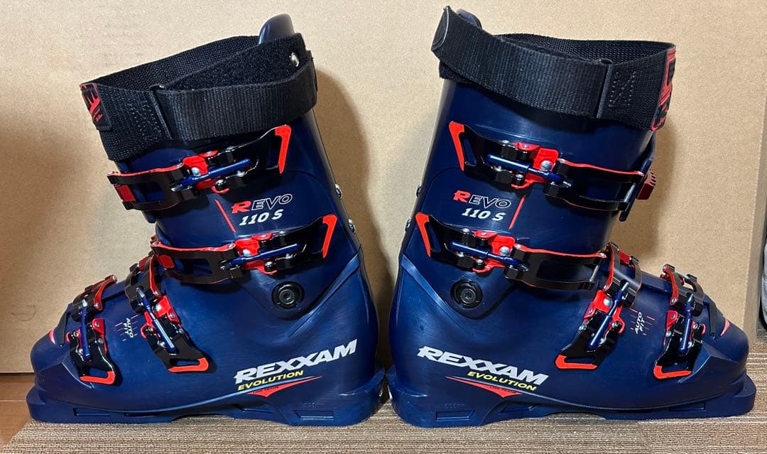 シェルのみです！　REXXAM REVO 110 S スキー用ブーツ