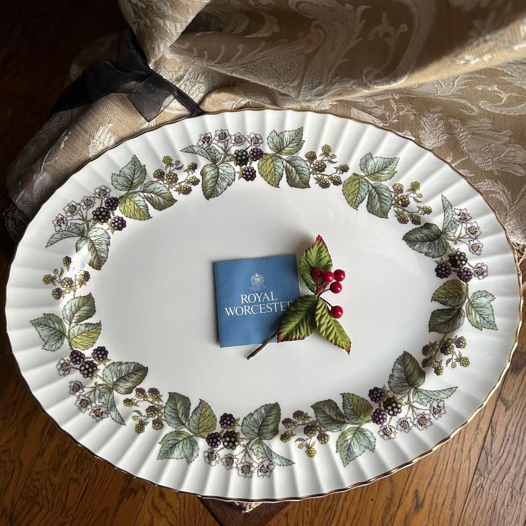 英国製  Worcester【Lavinia】 特大サービングプラター