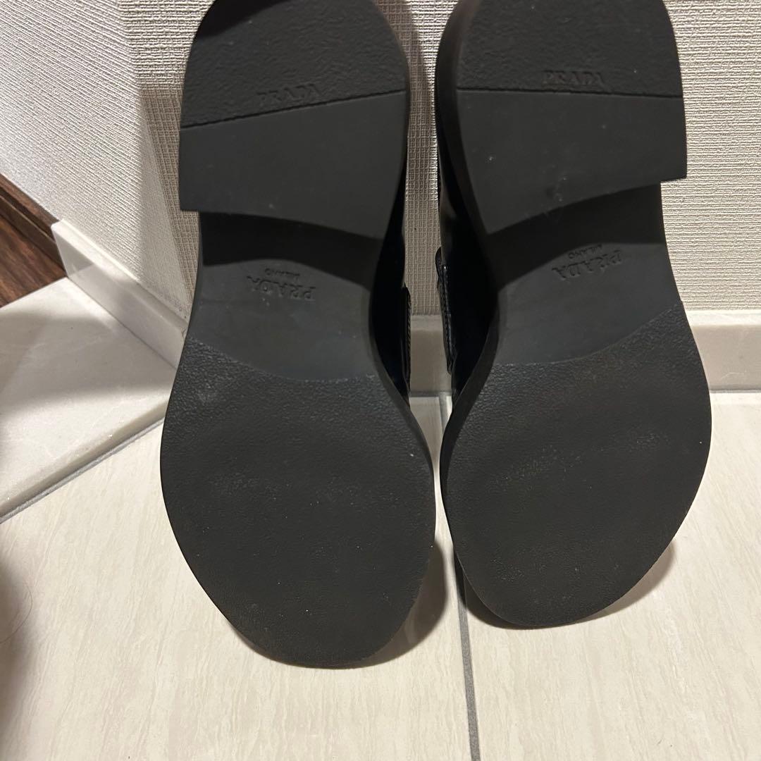 プラダ　 PRADA　チョコレートブラッシュドレザーローファー 37.5