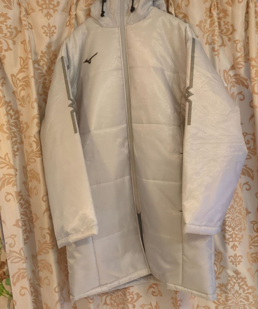 新品未使用】箱根駅伝2026 ベンチコート - メルカリ