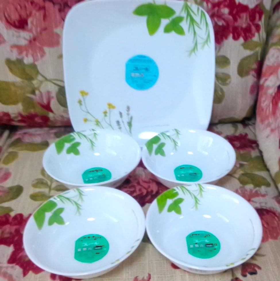 新品 コレール5点 ヨーロピアンハーブ 中ボウル&スクエア皿