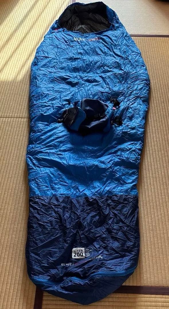 【美品】寝袋 BLACK WOLF HIKER200軽量コンパクト0.8kg