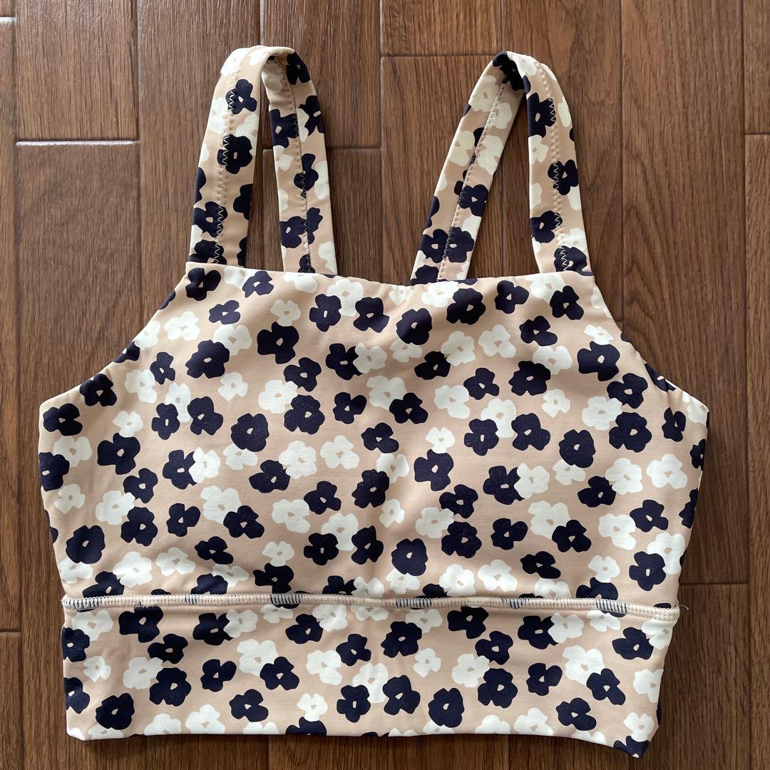 emmi yoga ヨガウェア