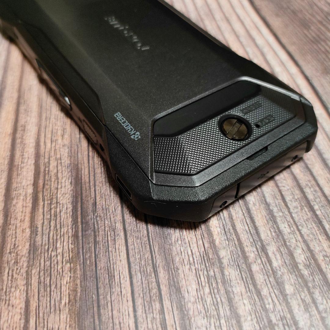 TORQUE 5G KYG01 SIMフリー ブラック 美品