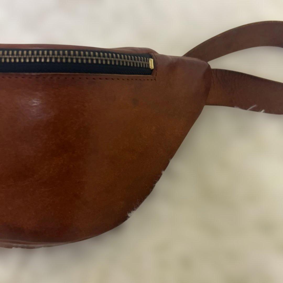 【極美品】RYU リュー 本革 ボディバッグ ウエストバッグ レザー 金具