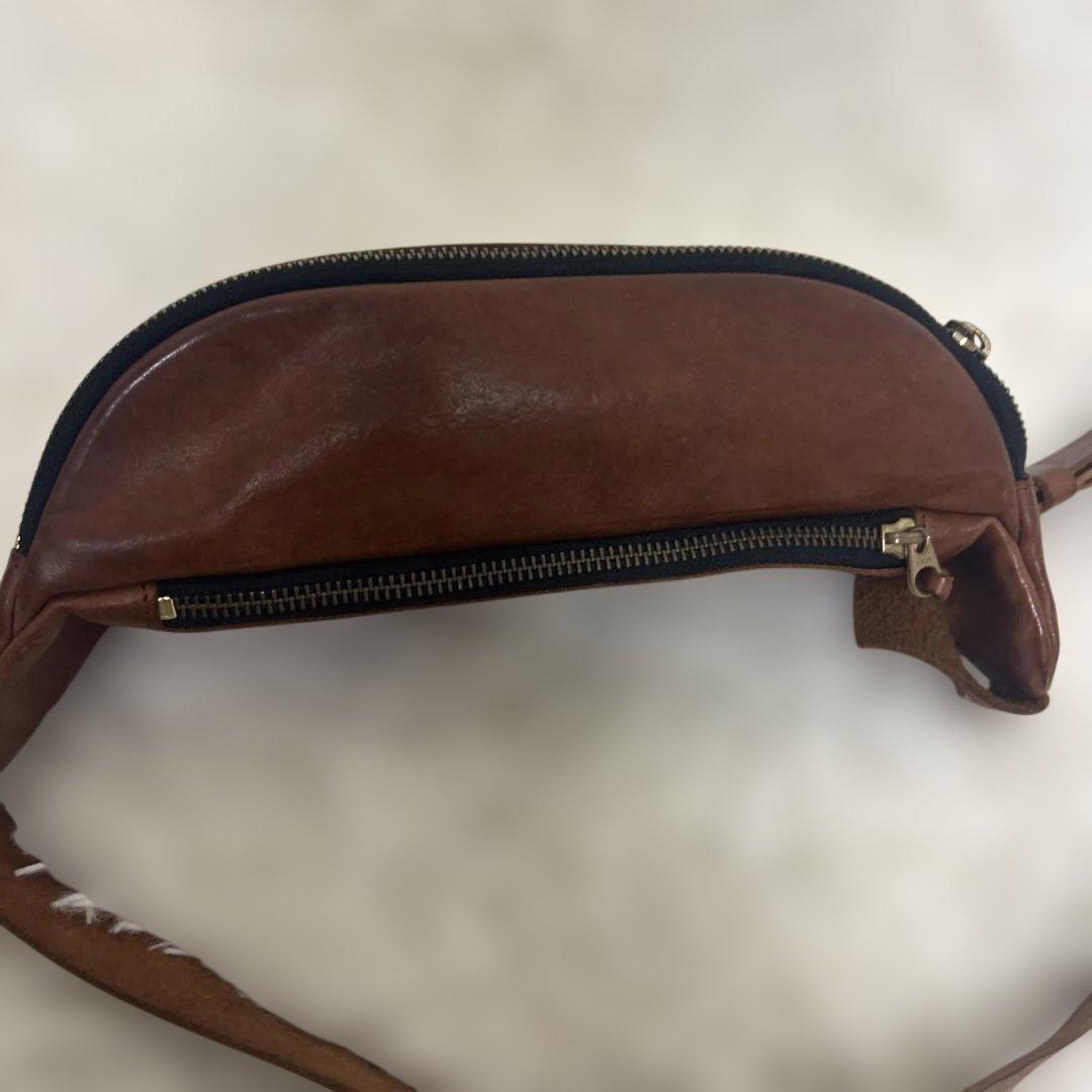 【極美品】RYU リュー 本革 ボディバッグ ウエストバッグ レザー 金具