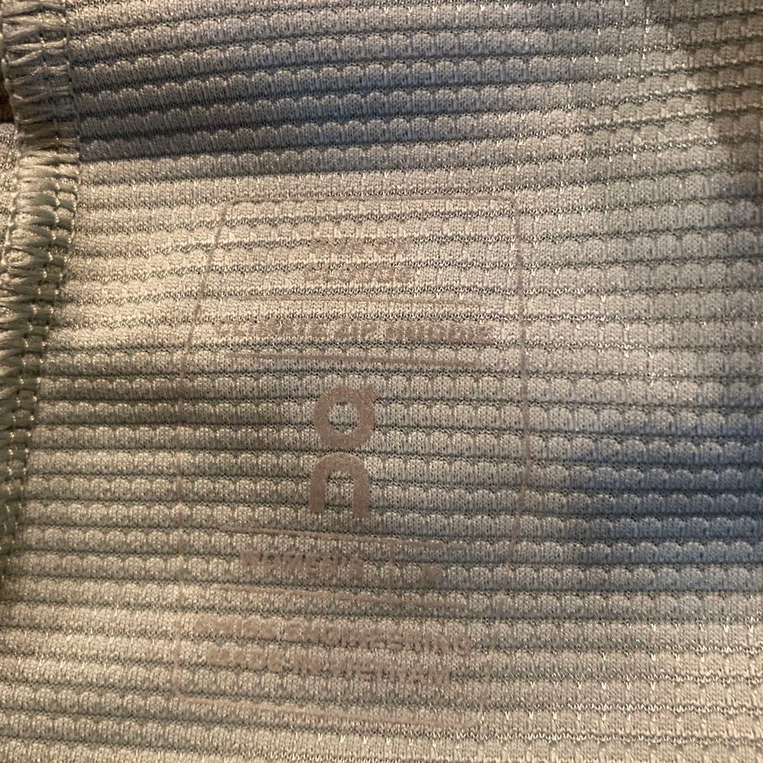 On CLIMATE ZIP HOODIE レディースM グレー系 パーカー