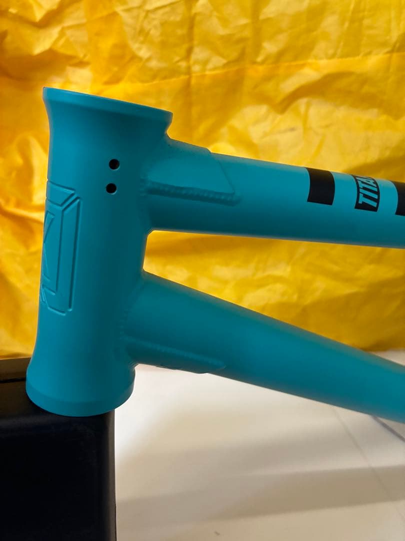 最終特価！軽量BMXフレーム 「KINK BMX 」TITAN Ⅱ