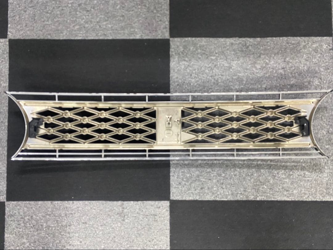 ★HE33S スズキラパン ★メッキフロントグリル★純正品