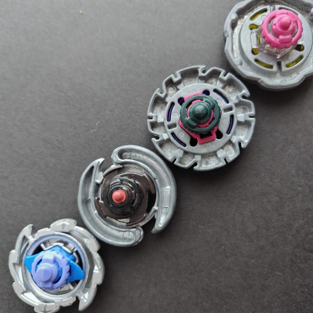 第二世代 メタルファイト ベイブレード - メルカリ