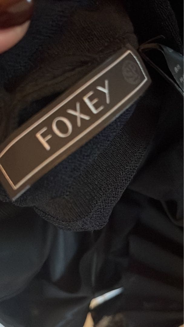 ふ*ん様 お値下げ˚✧₊新品FOXEY可愛いプリーツワンピース ・タグ・ハンガー