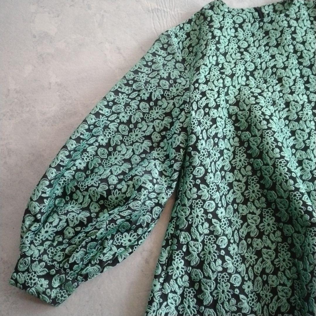 ♡ぼぶ♡【サンセルフ】未使用 タグ付き ジャガード フラワー ドレス