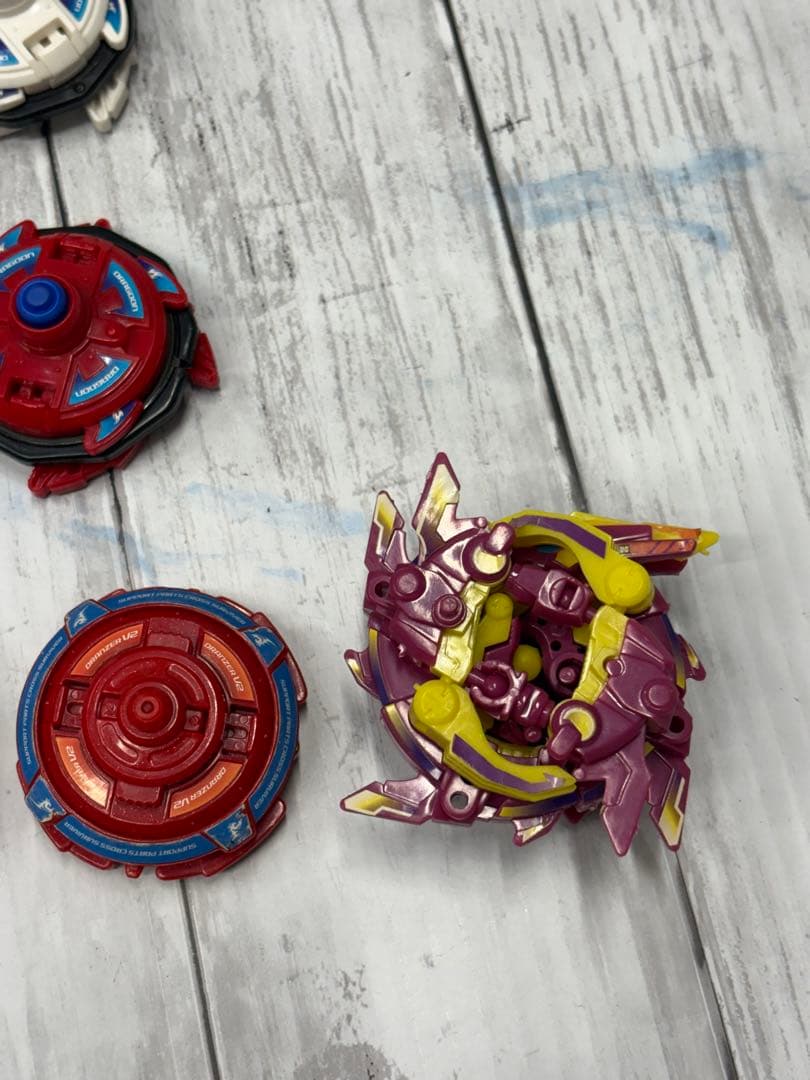 S*)様 ベイブレード22点セット　まとめ売り　バラ売り不可　ジャンク　おもちゃ