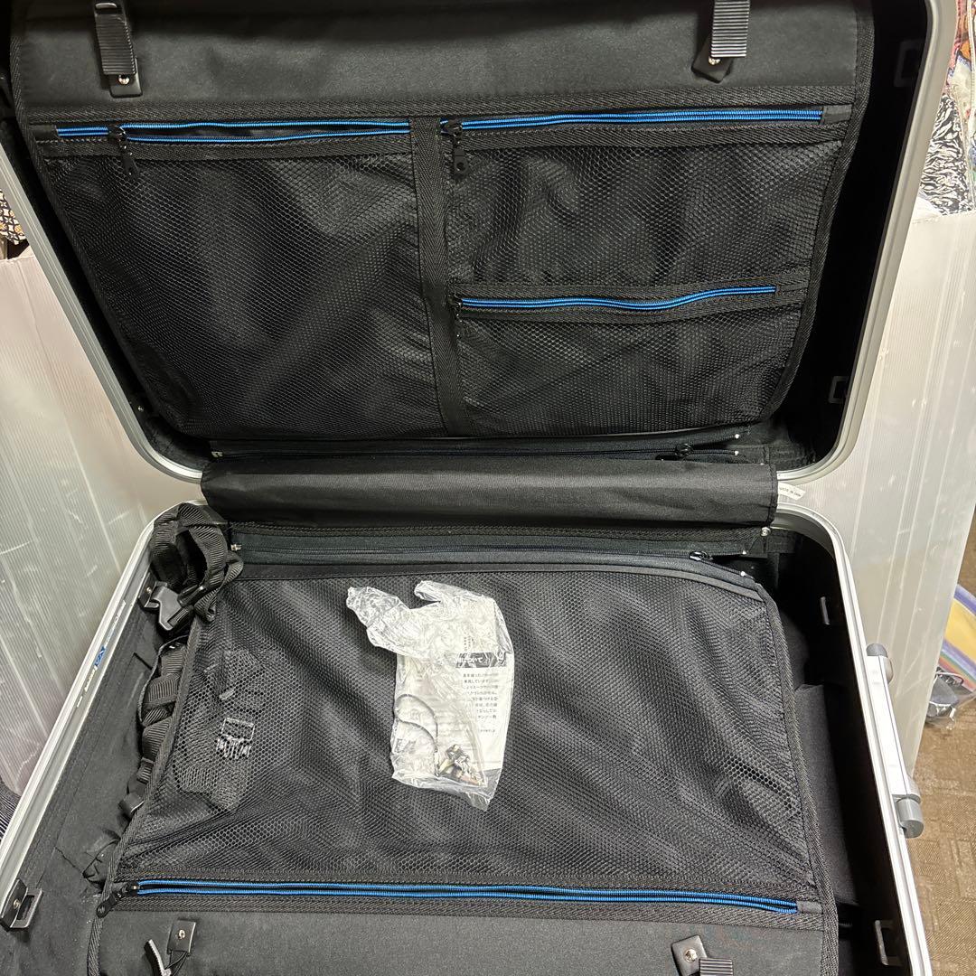 スーツケース　ブラック　sunco